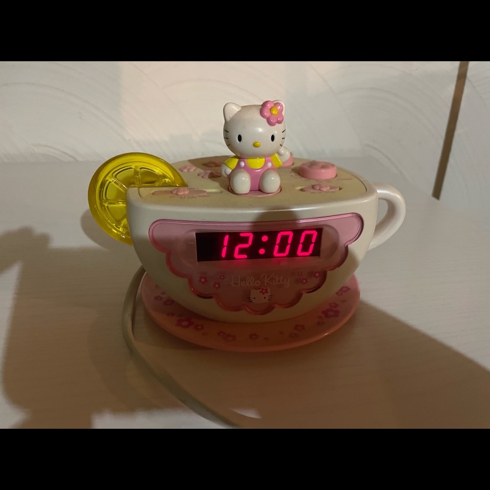Hello Kitty Alarm Clock